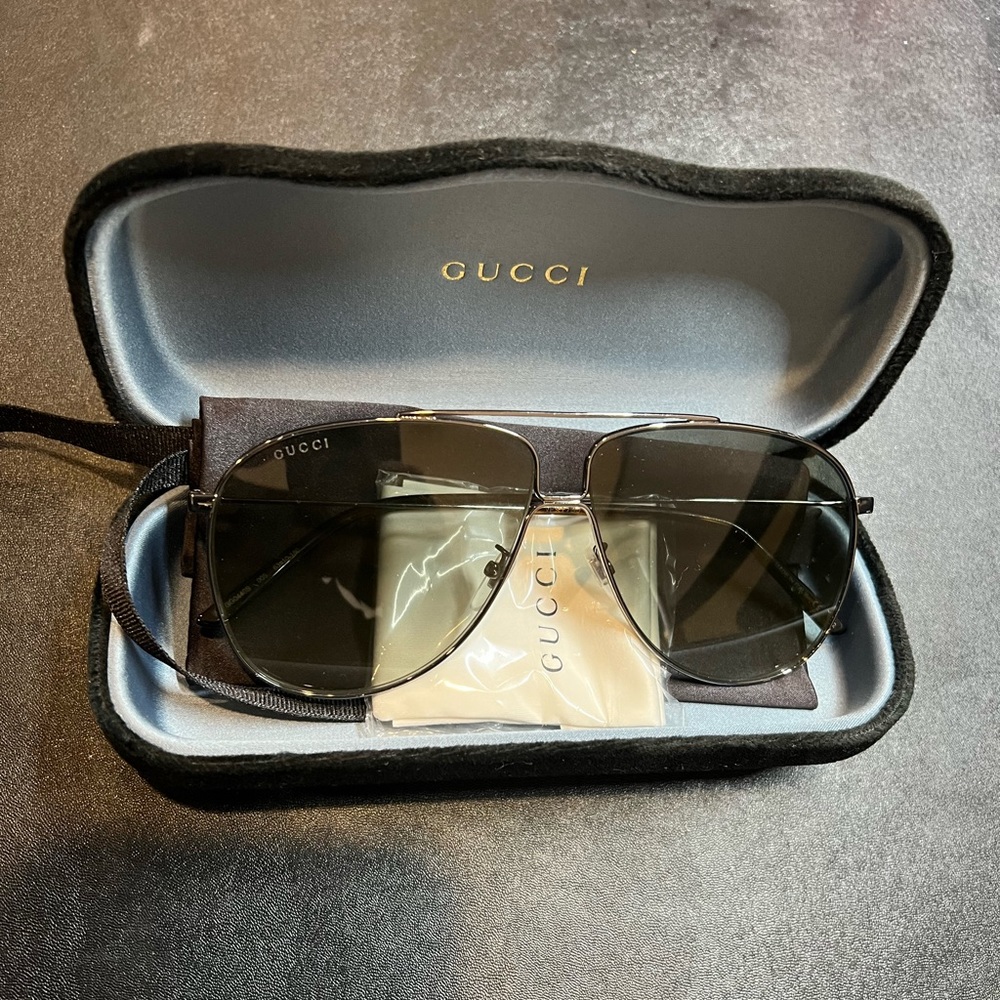 Gucci 63mm Aviator Sunglasses